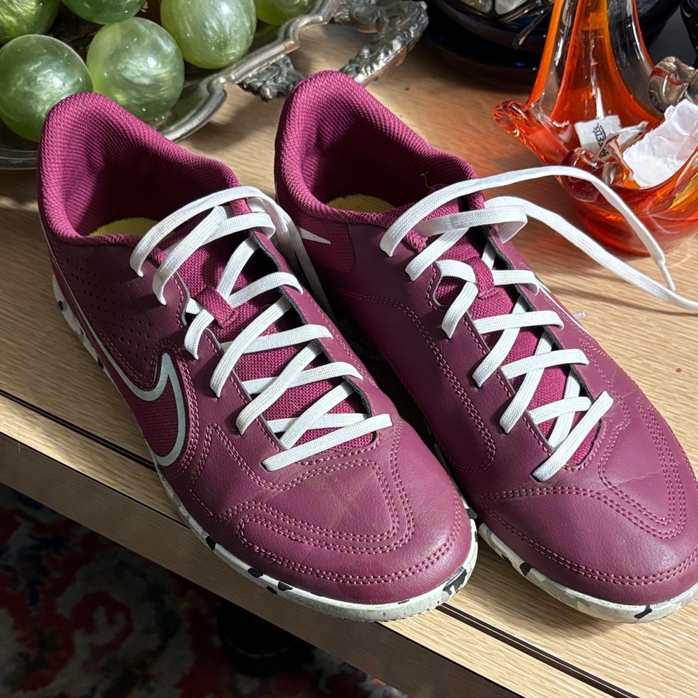 Nike Tiempo Legend 9 Club IC Indoor Soccer Shoes Men's Size 8